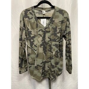 Sew In Love Camouflage Thermal Long Sleeve V Neck Top Women's Medium
